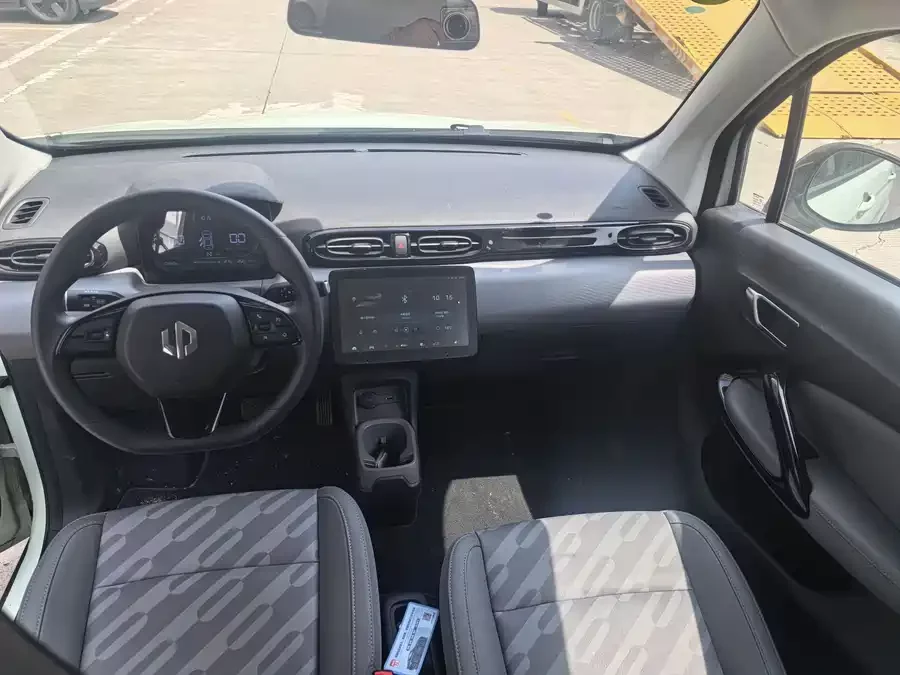Leapmotor T03