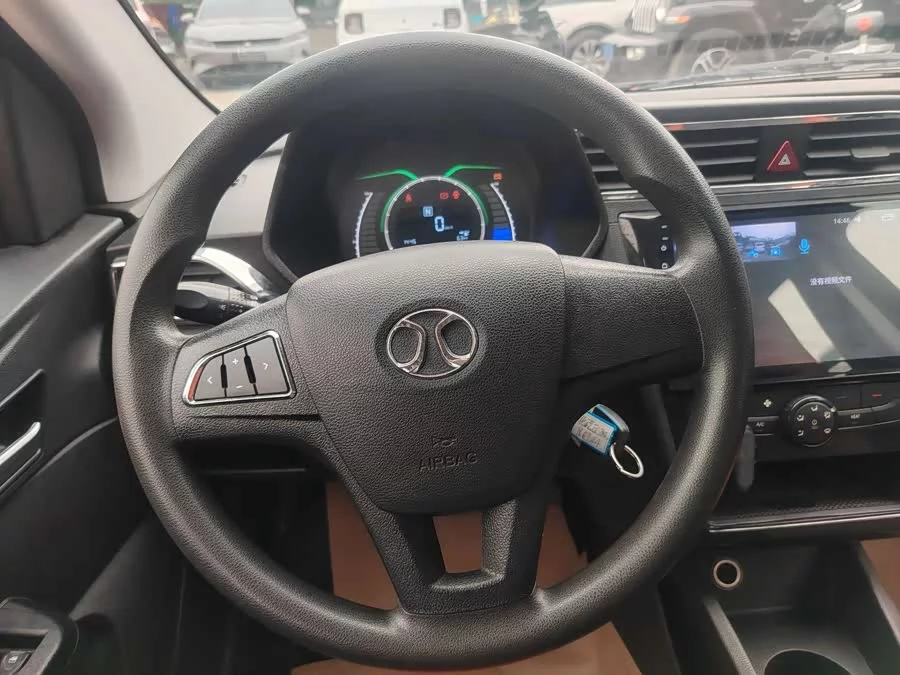 BAIC EC