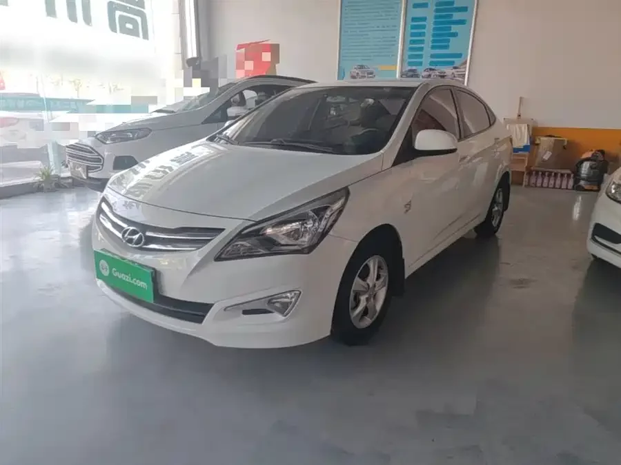 Hyundai Rena