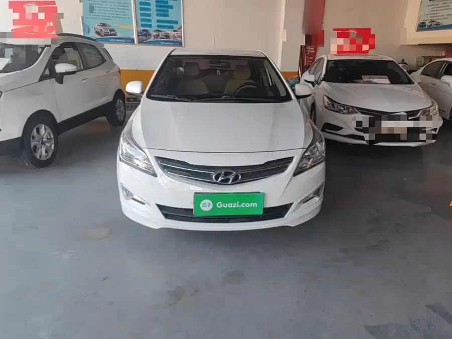Hyundai Rena