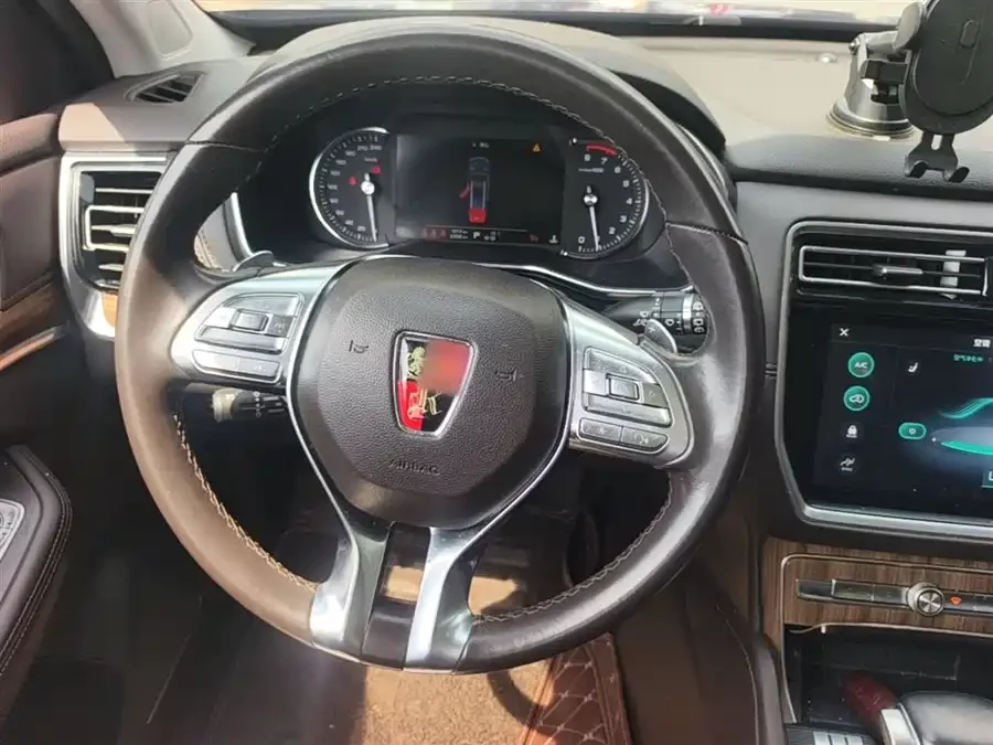 Roewe RX8