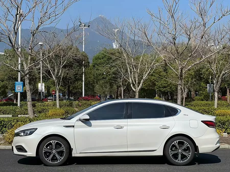 MG 6
