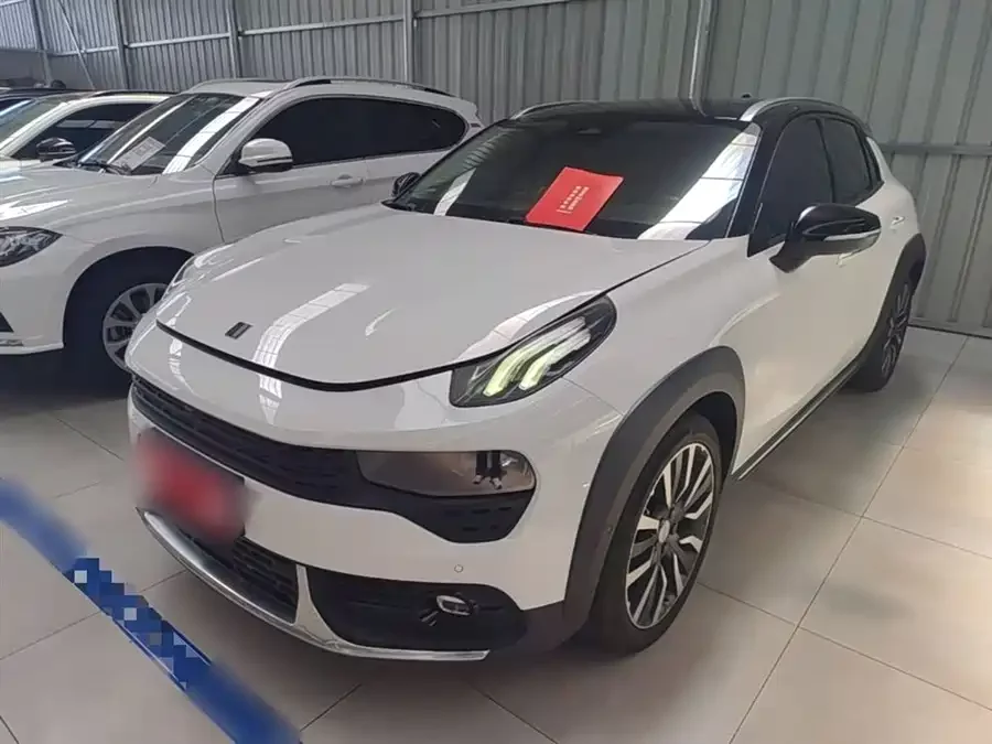Lynk & Co 02