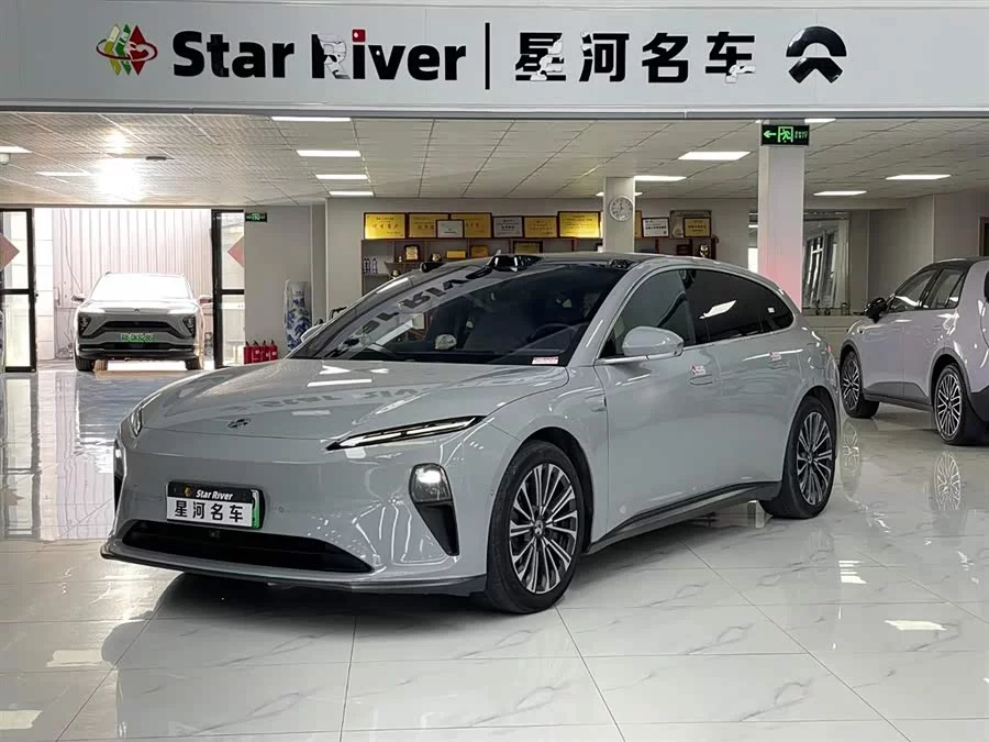 NIO ET5T