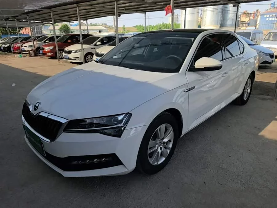 Skoda SuperB