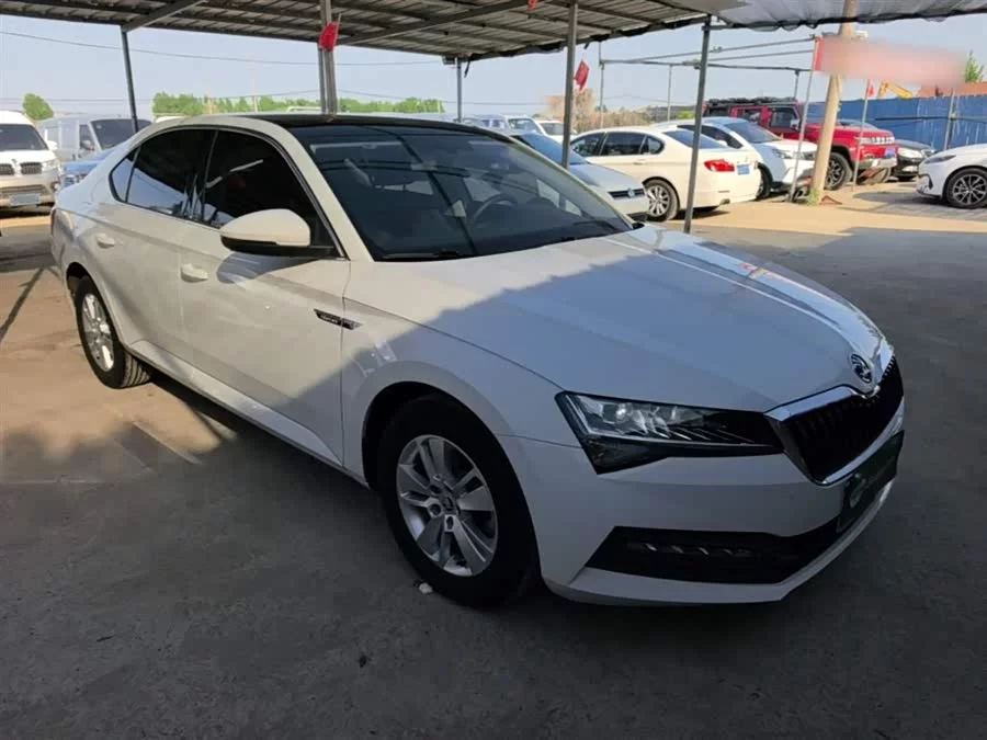 Skoda SuperB