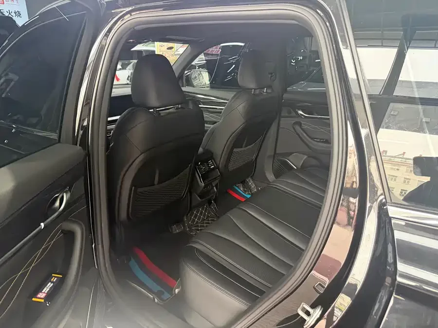 Geely Xingyue L