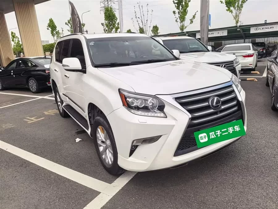 Lexus GX