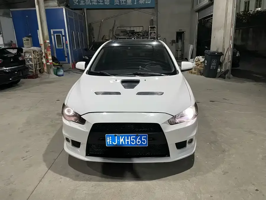 Mitsubishi Wing God