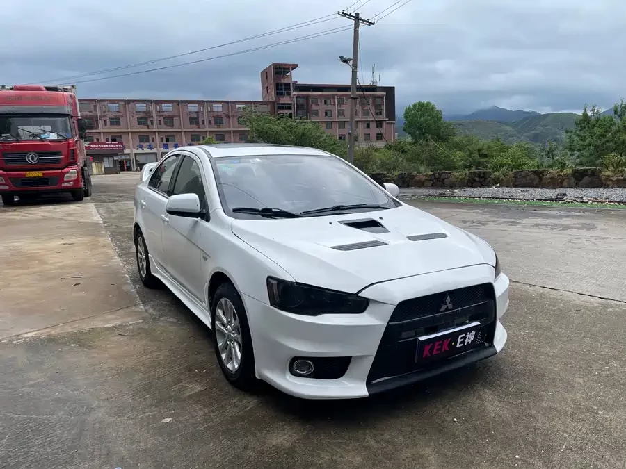 Mitsubishi Wing God