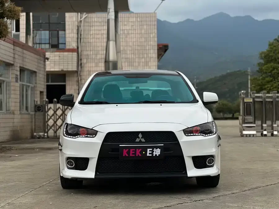 Mitsubishi Wing God