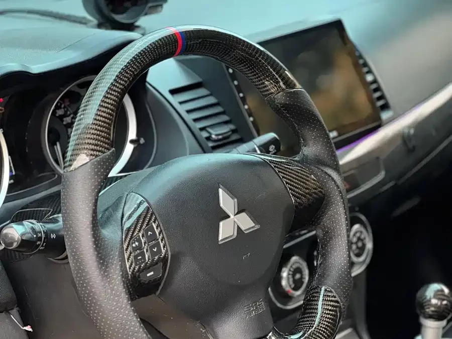 Mitsubishi Wing God