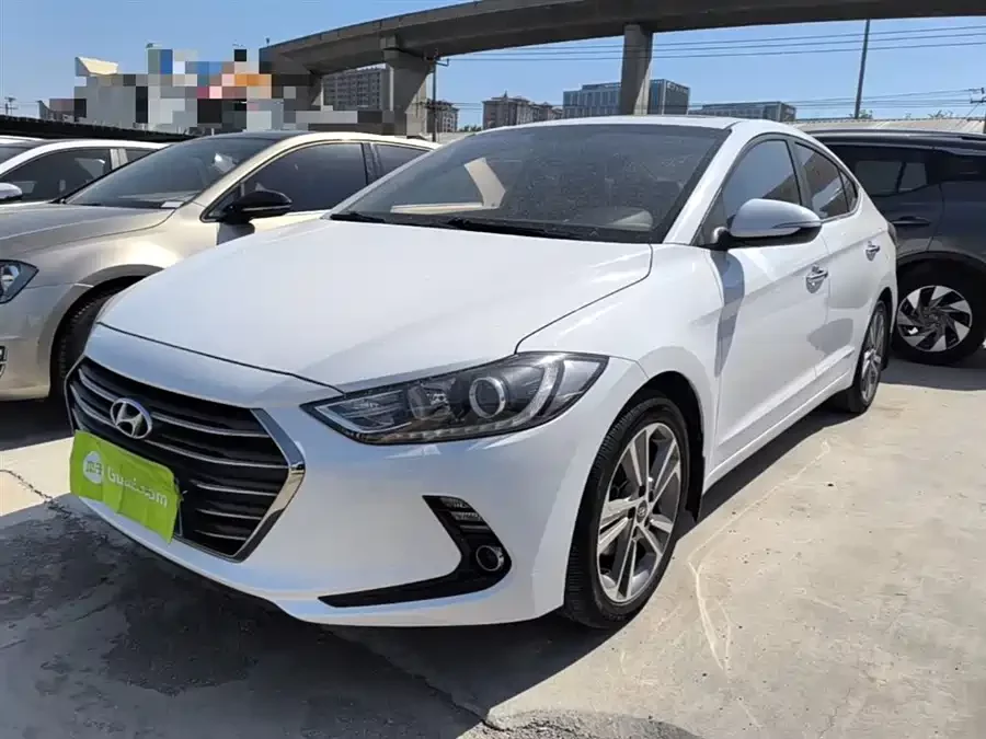 Hyundai elantra
