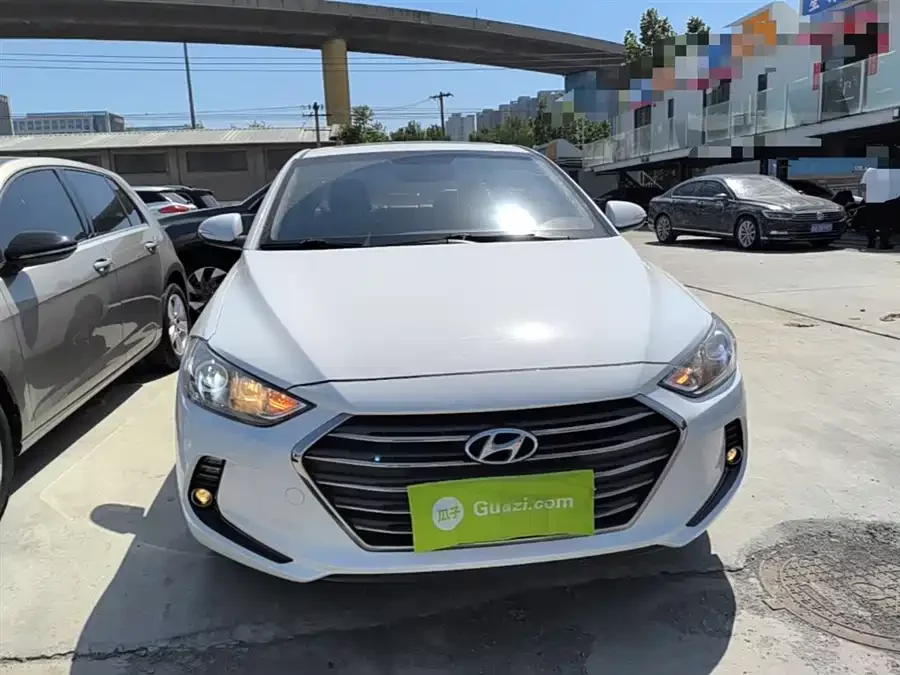 Hyundai elantra