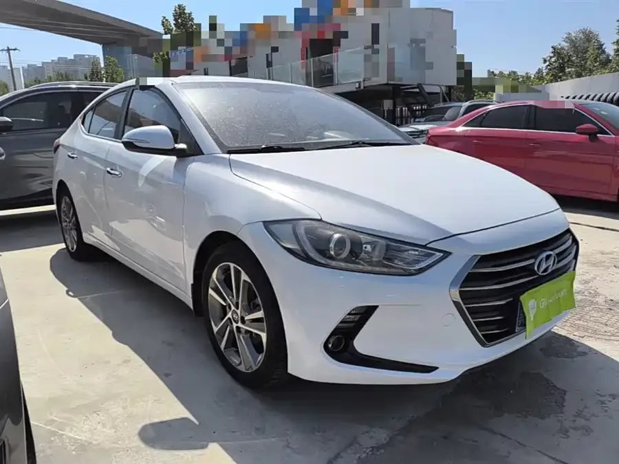 Hyundai elantra