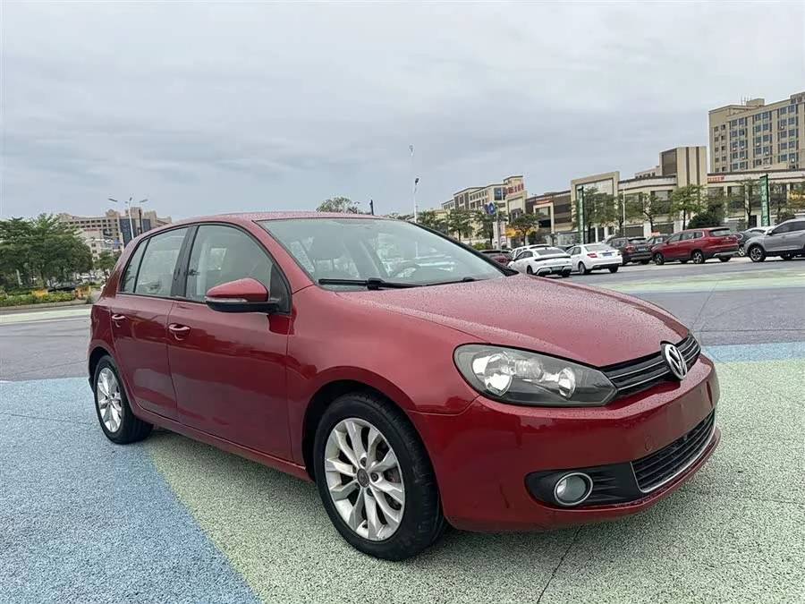 Volkswagen golf