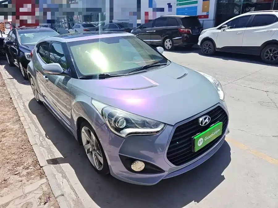 Hyundai Veloster