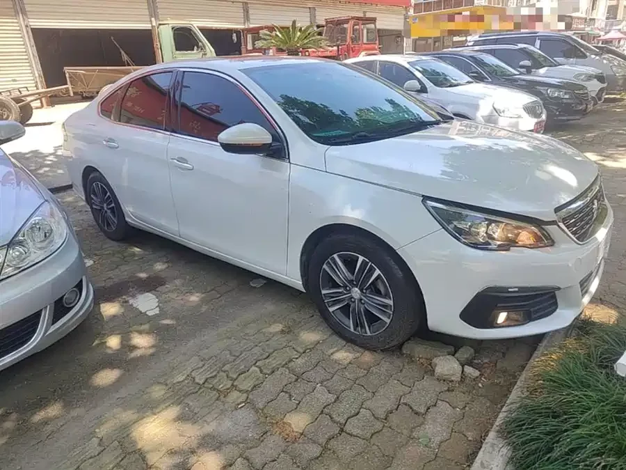 Peugeot 308
