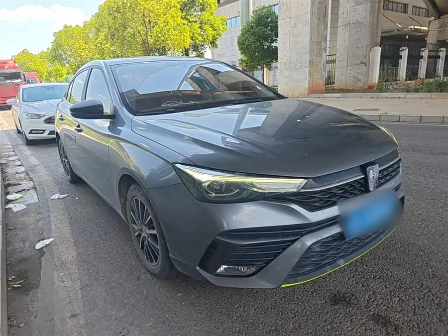Roewe i5