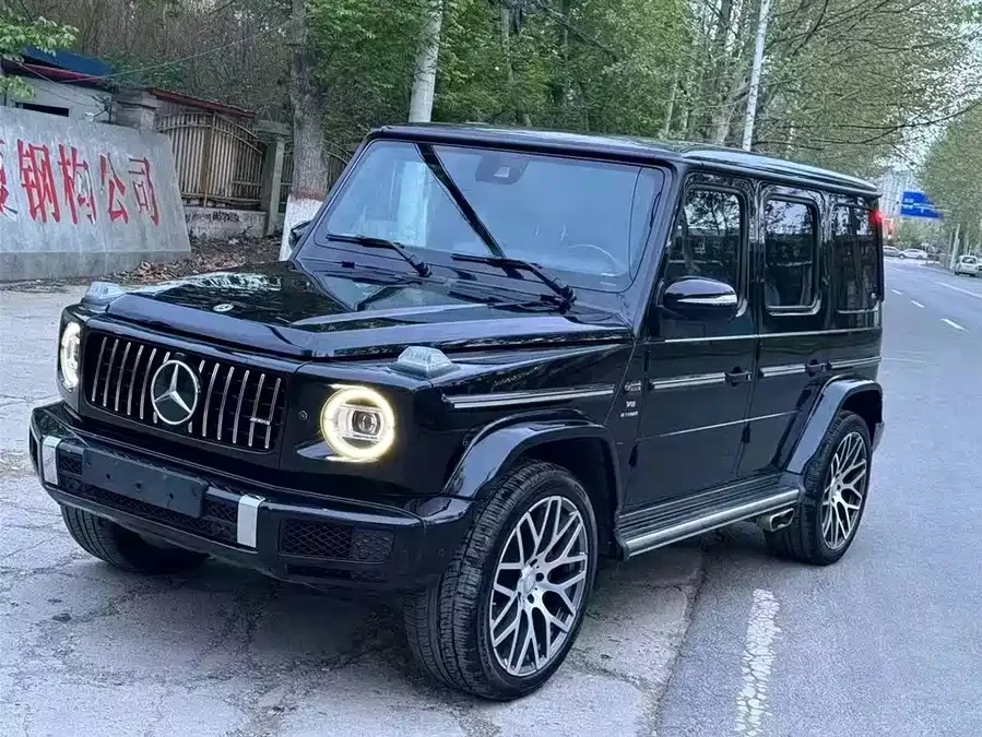 Mercedes Benz G-rated