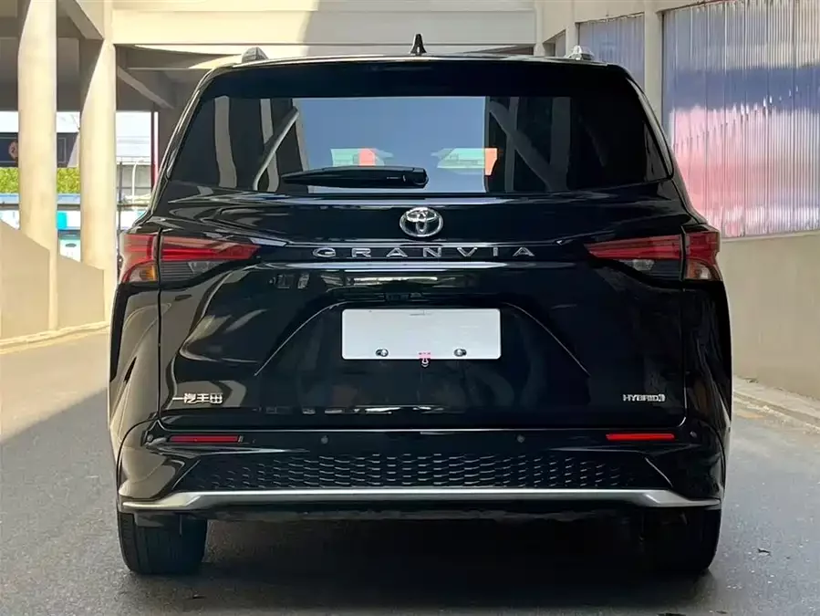 Toyota Granvia