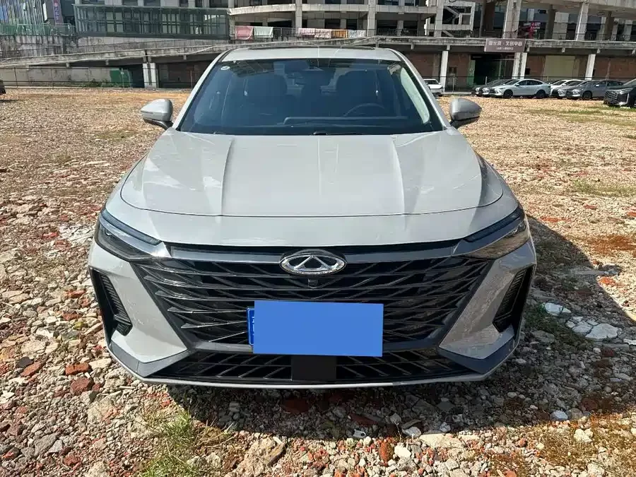 Chery Arrizo 8