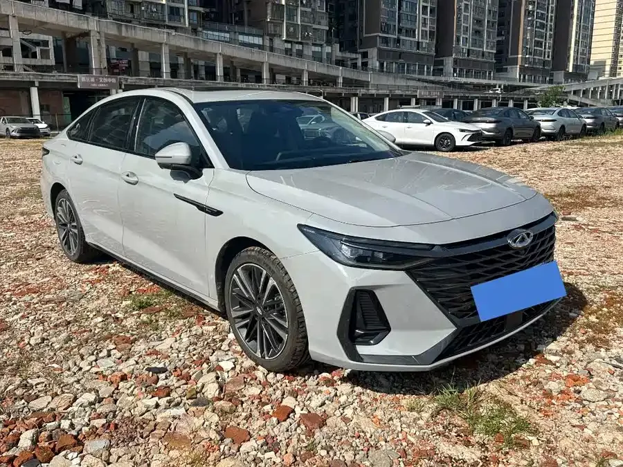 Chery Arrizo 8