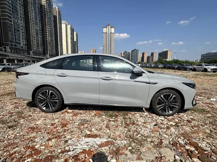 Chery Arrizo 8