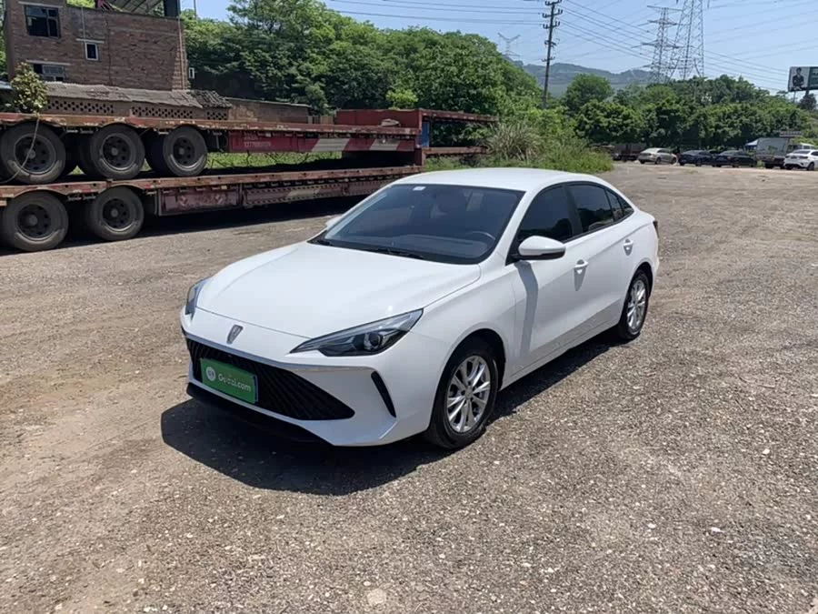Roewe i5