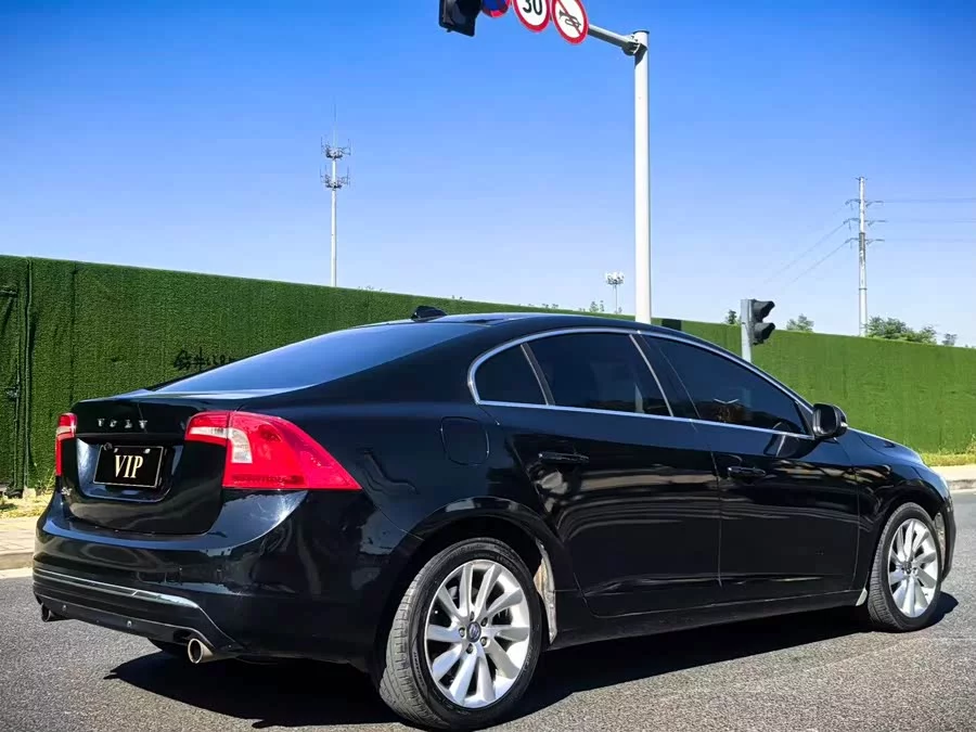 Volvo S60