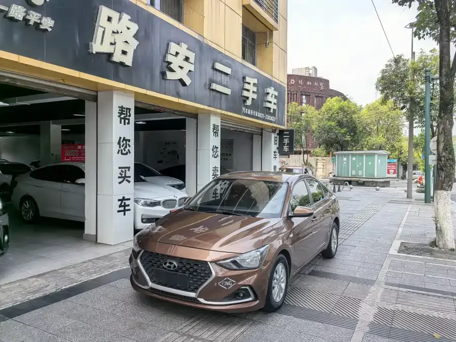 Hyundai Elantra / Celesta