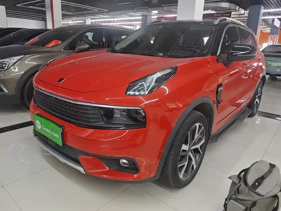 Lynk & Co 01