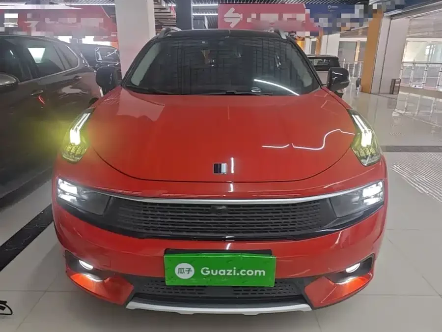 Lynk & Co 01