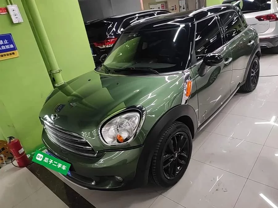 MINI COUNTRYMAN