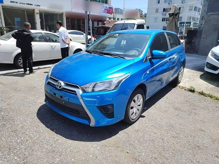 Toyota YARiS L