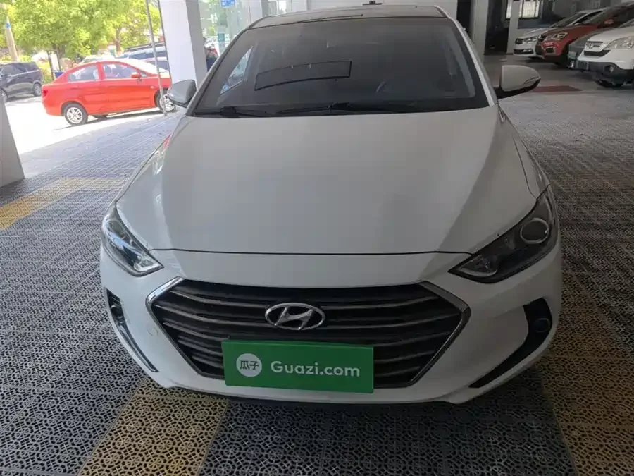 Hyundai elantra