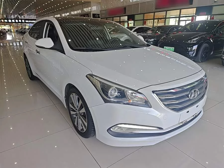 Hyundai Mistra