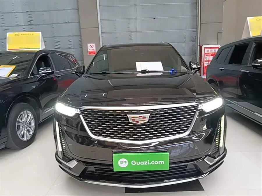 Cadillac XT6