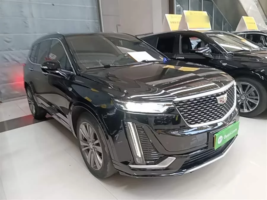 Cadillac XT6