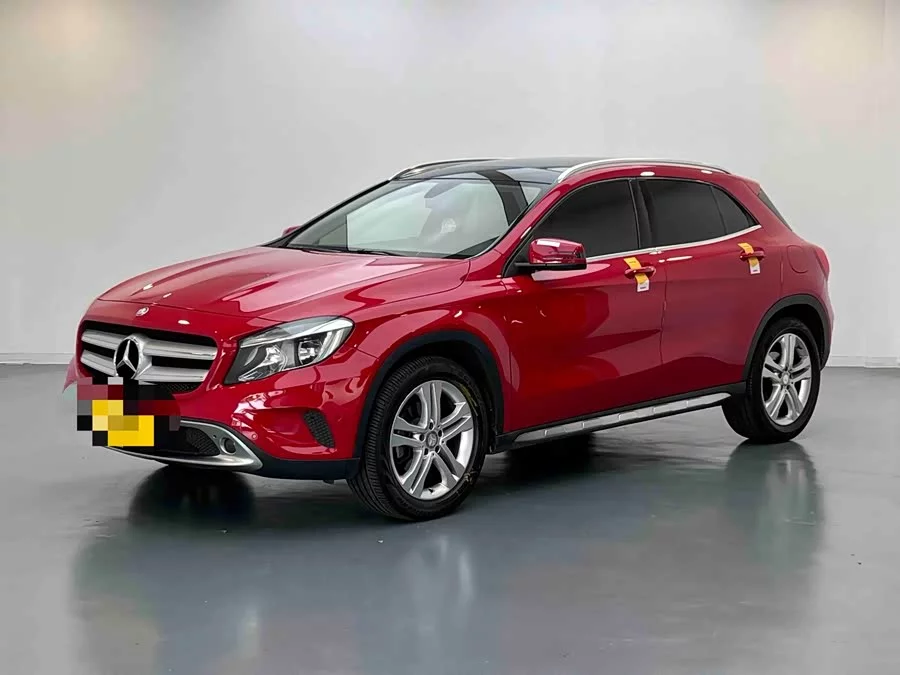 Mercedes Benz GLA