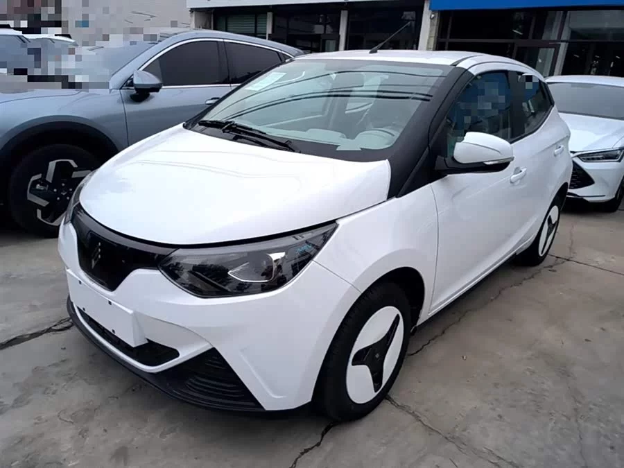 Jiangling Easy EV2