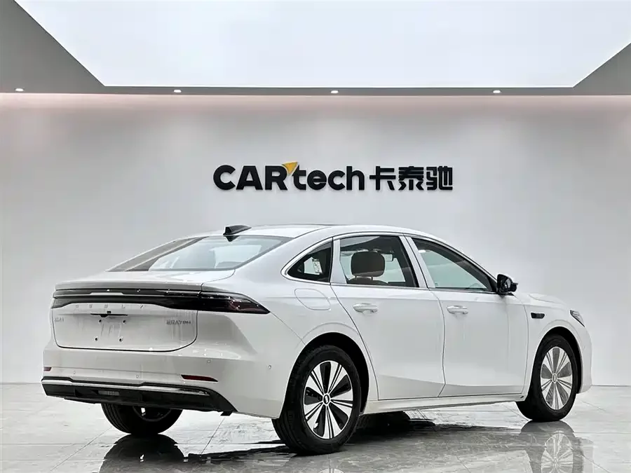 Geely Galaxy A7 EM