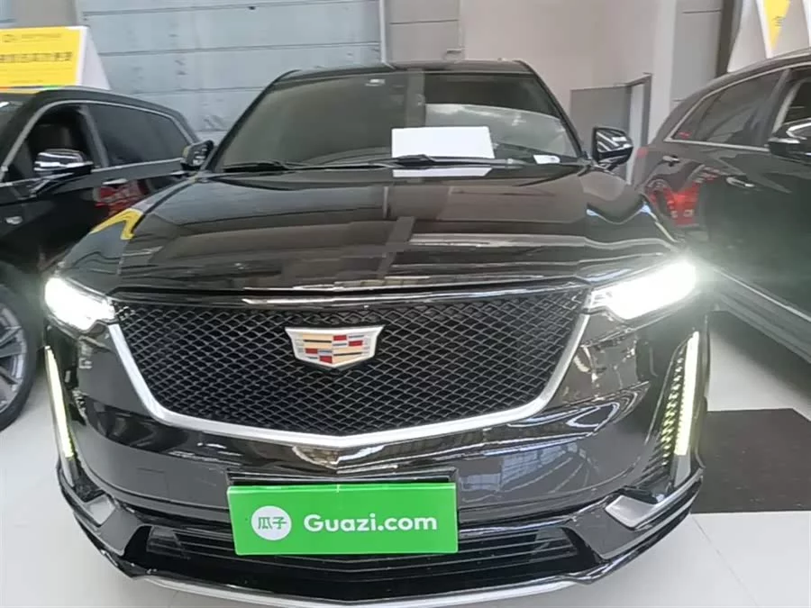 Cadillac XT6