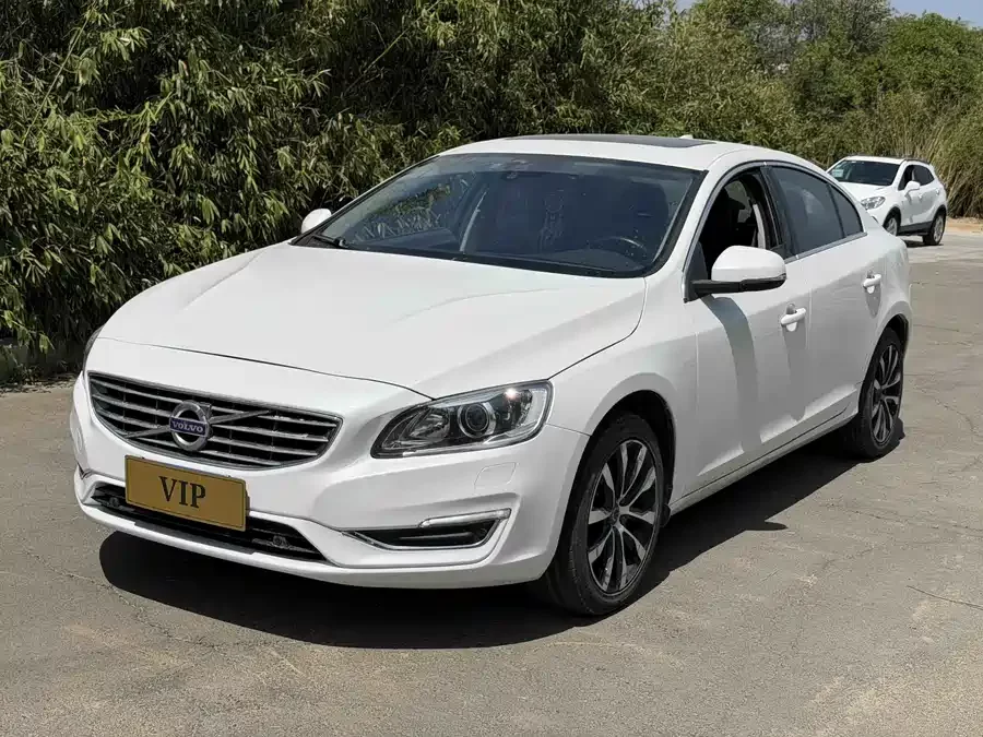 Volvo S60