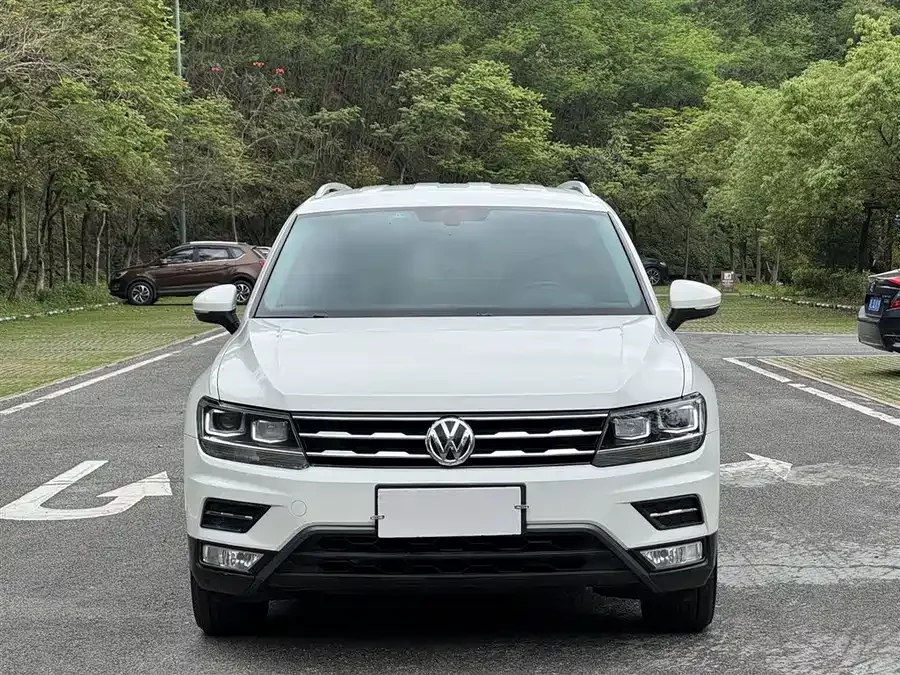 Volkswagen Tiguan L