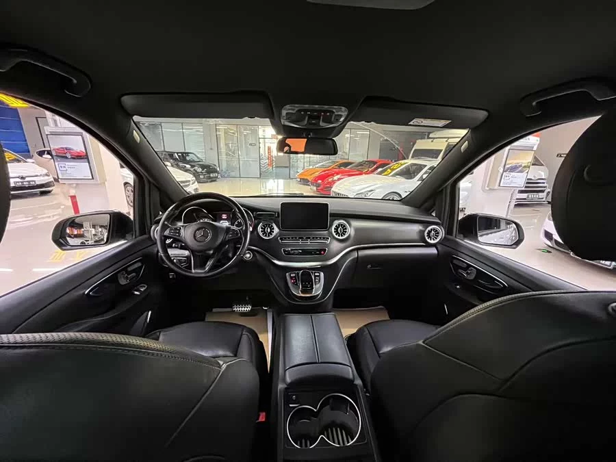 Mercedes Benz Class V