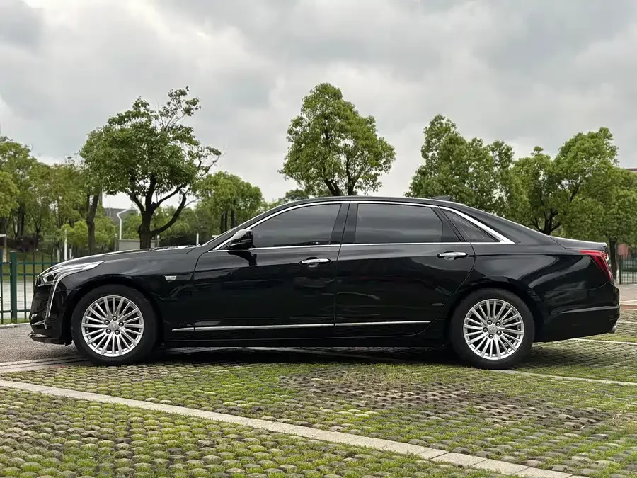 Cadillac CT6