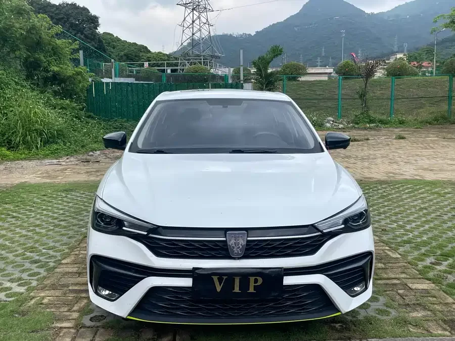 Roewe i5