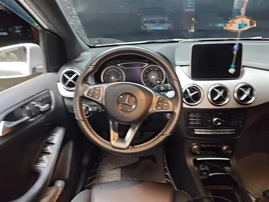 Mercedes Benz Class B
