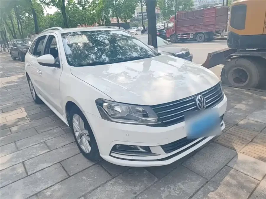 Volkswagen Lavida Wagon